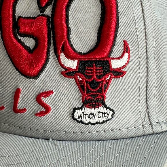 New Era 9Fifty Hat Cap Chicago Bulls NBA Windy City Hardwood Classics Snapback - Picture 4 of 13